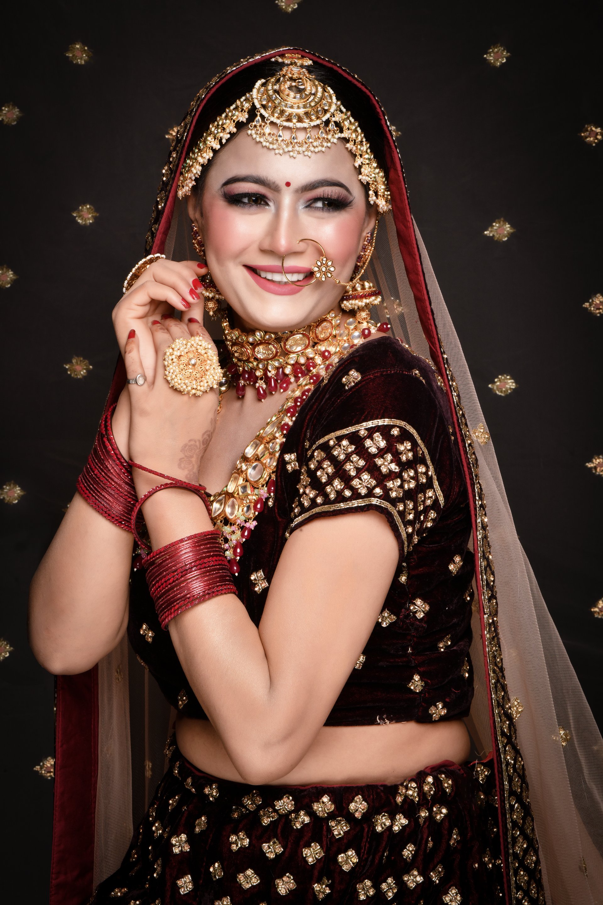 Bridal glam look by Loyal Makeup Studio